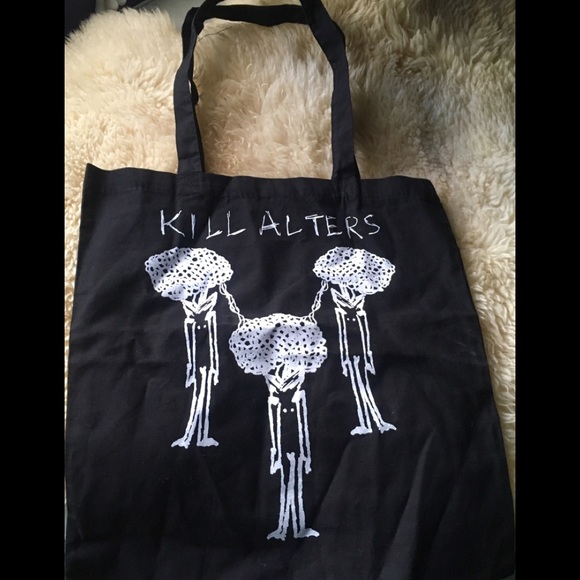 Handbags - Brand new Fun Black Tote